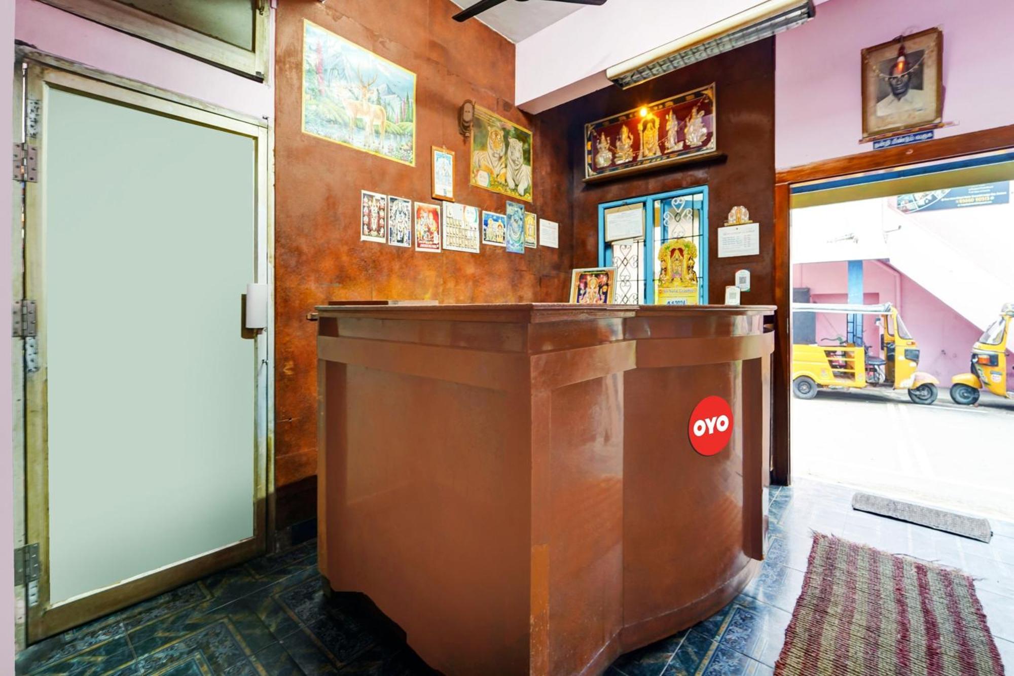 Hotel O Sri Sivasakthi A/C Lodge Sivakāsi Buitenkant foto